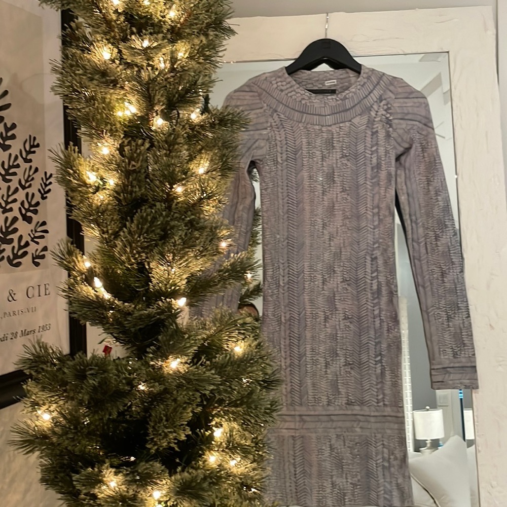 Worn once long sleeve dress